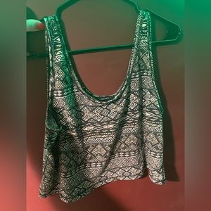 Forever 21 M crop top